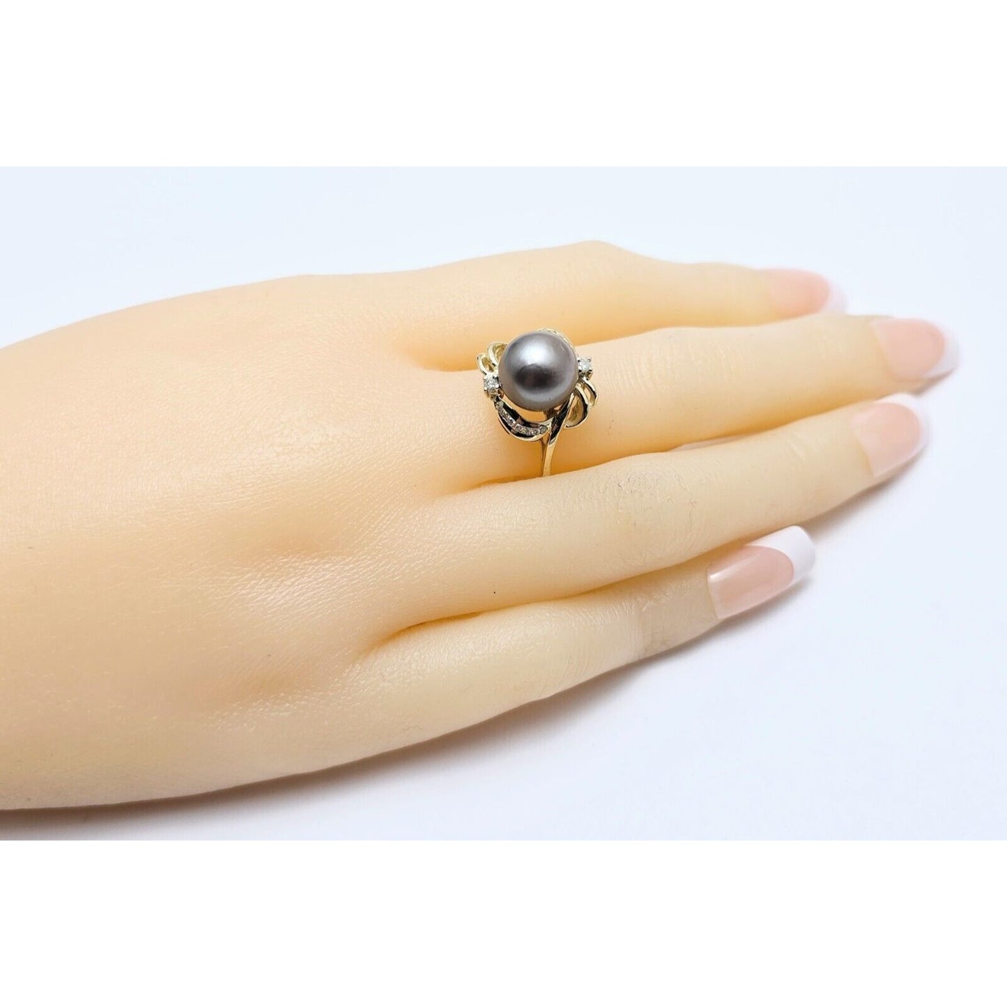 14K Yellow Gold Tahitian Pearl & Diamond Ring
