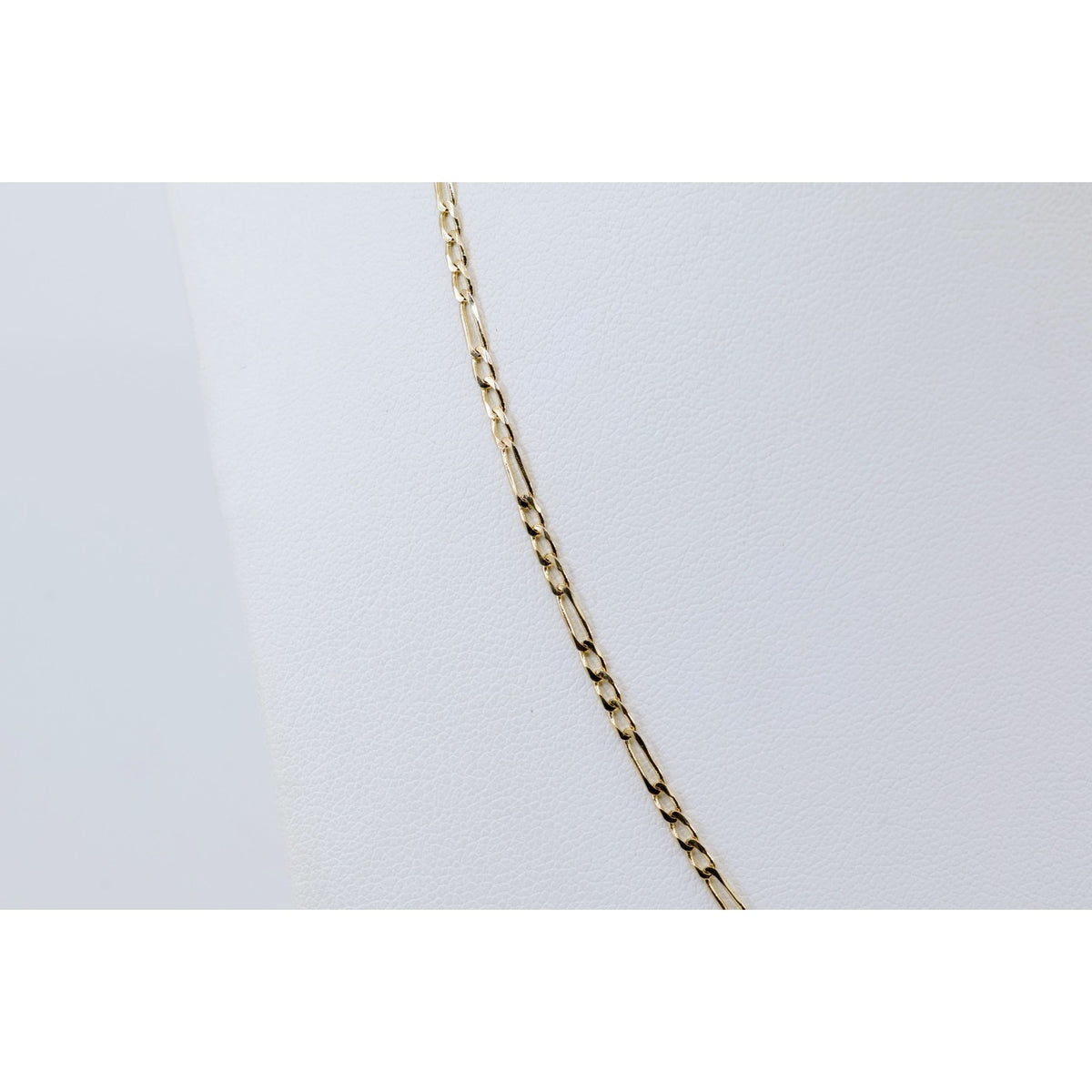 14K Yellow Gold Figaro Link Chain Necklace