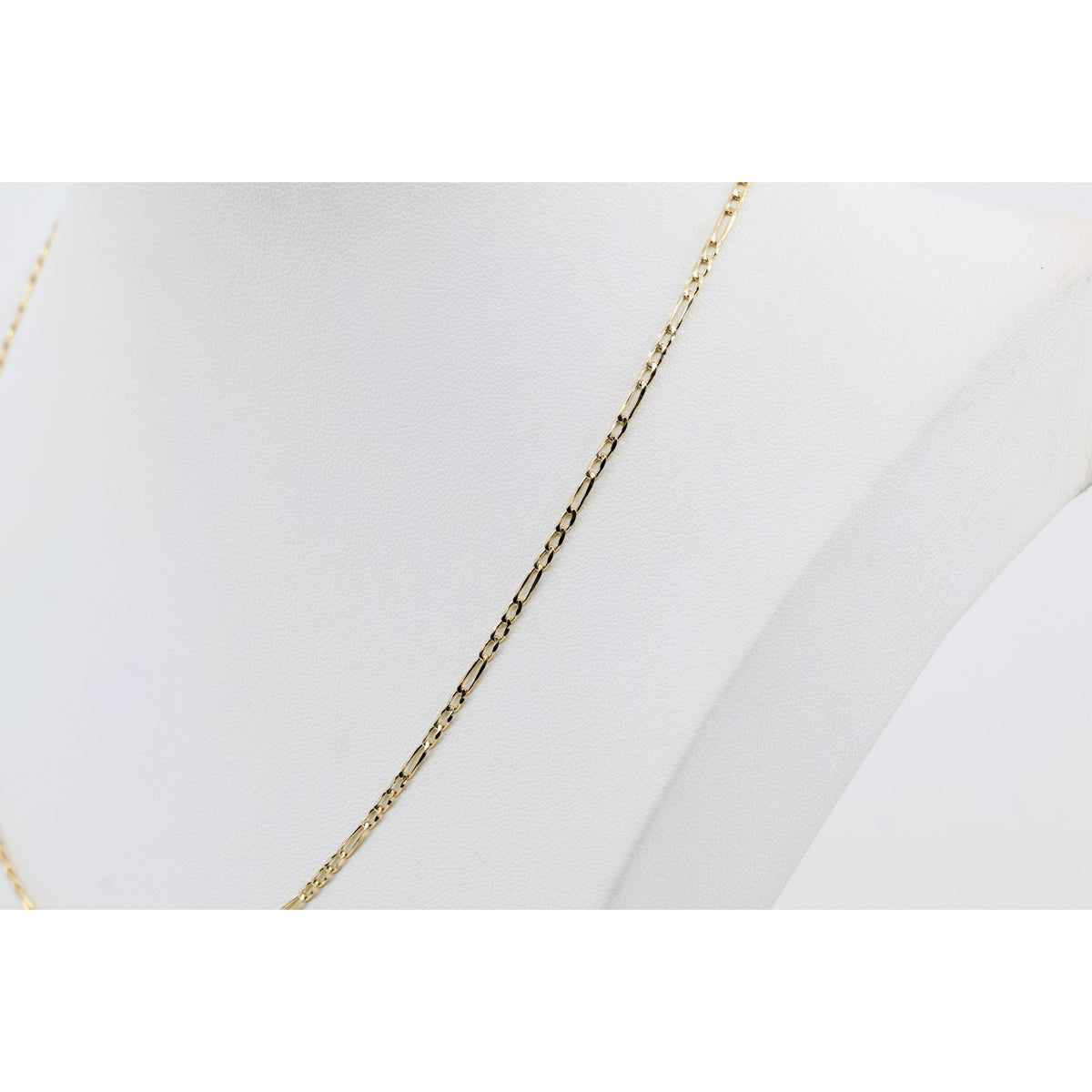 14K Yellow Gold Figaro Link Chain Necklace