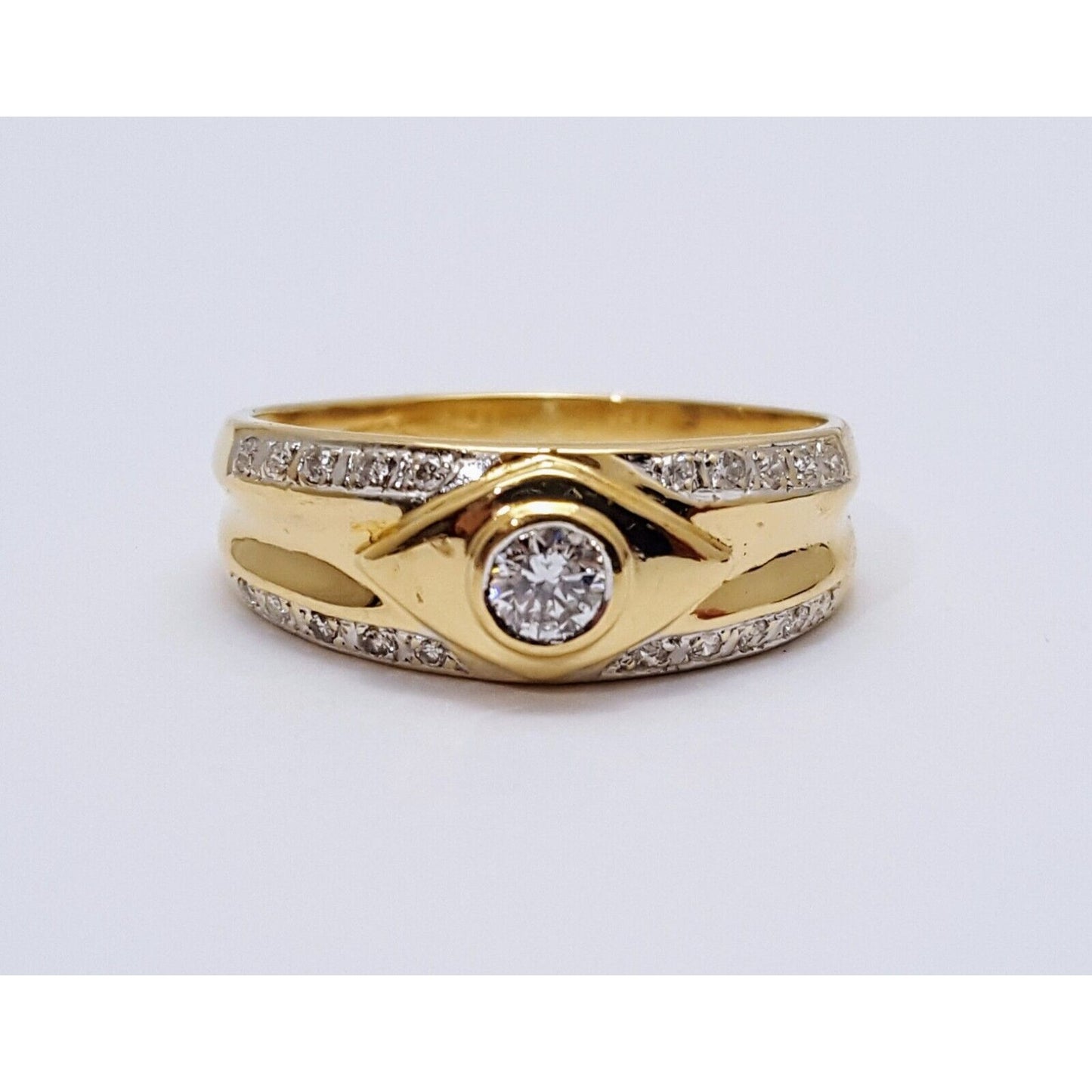 18K Yellow Gold Diamond Wedding Band Ring