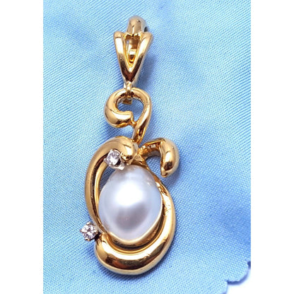 18K Solid Yellow Gold Designer Pearl & Diamond Drop Dangle Charm Pendant