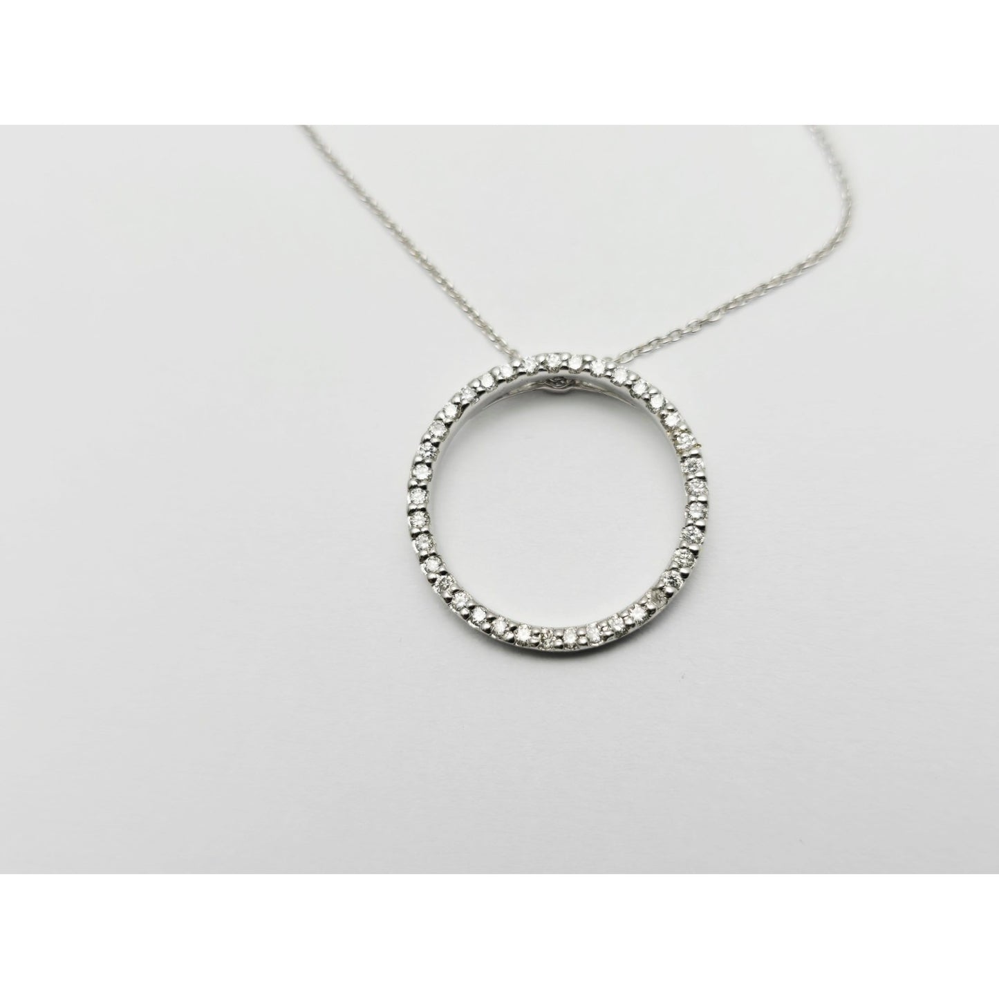 18K White Gold Cable Link Chain Necklace & Diamond Round Open Hole Charm Pendant