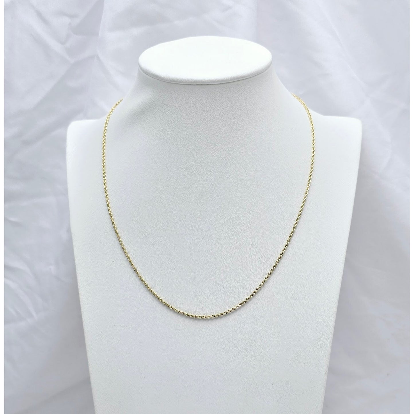 14K Yellow Gold Rope Chain Necklace