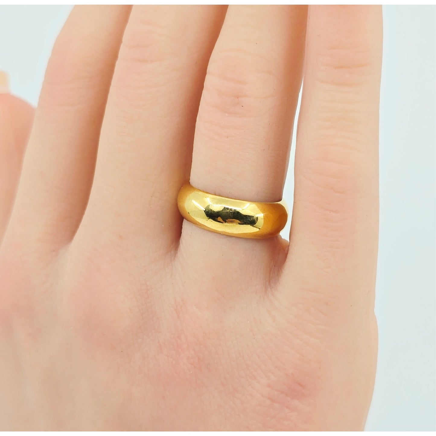 23K Yellow Gold Polished Wedding Band Ring