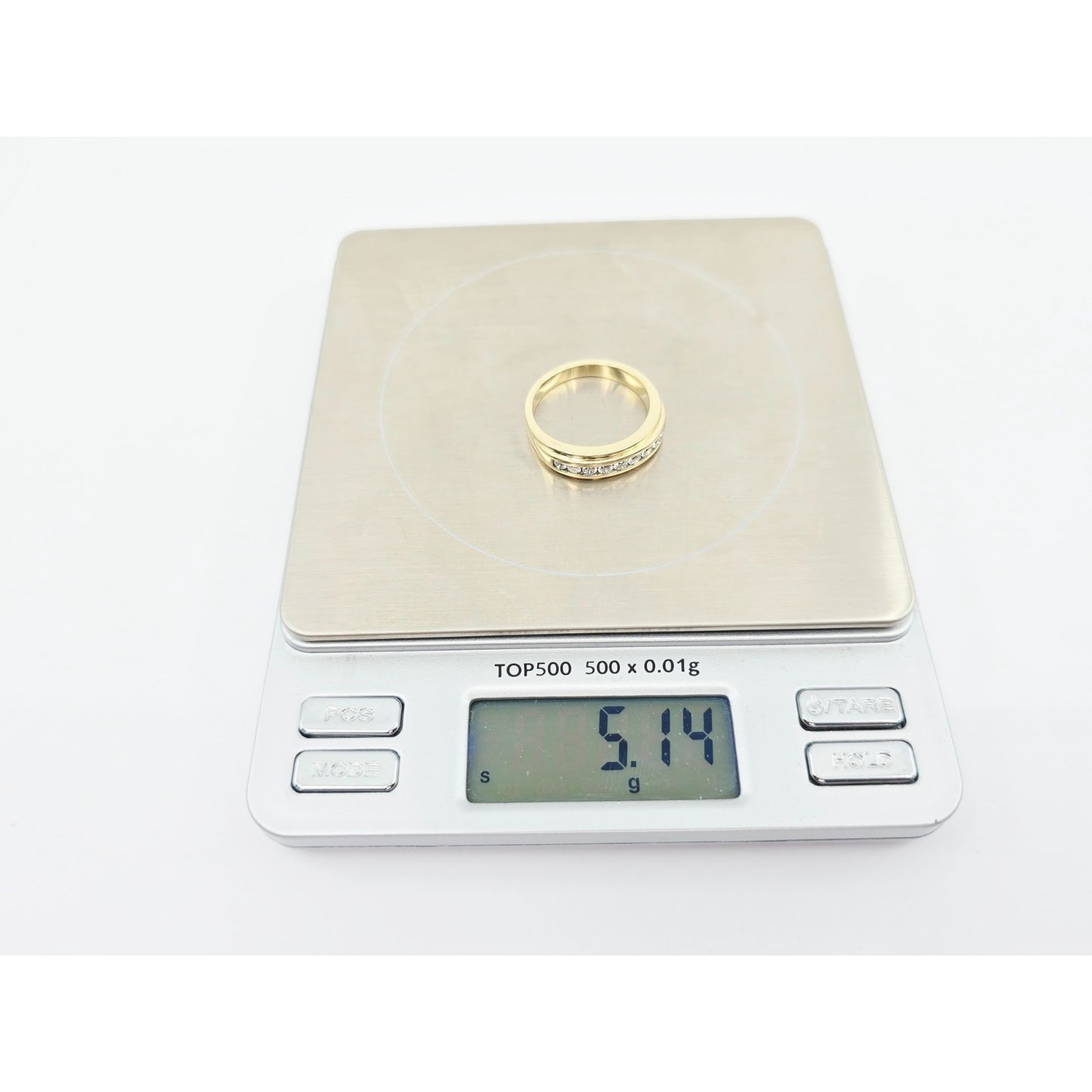 14K Yellow Gold Single Row Diamond Wedding Band Ring