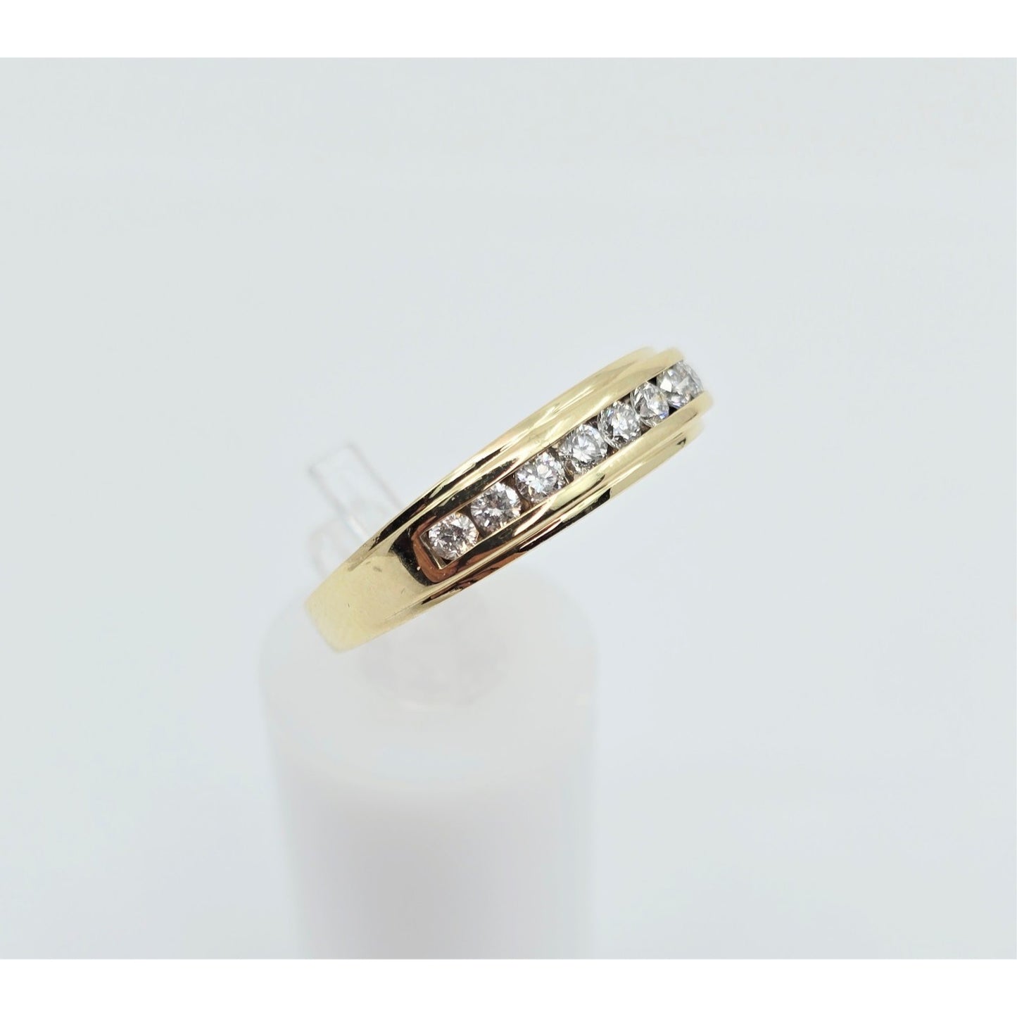 14K Yellow Gold Single Row Diamond Wedding Band Ring