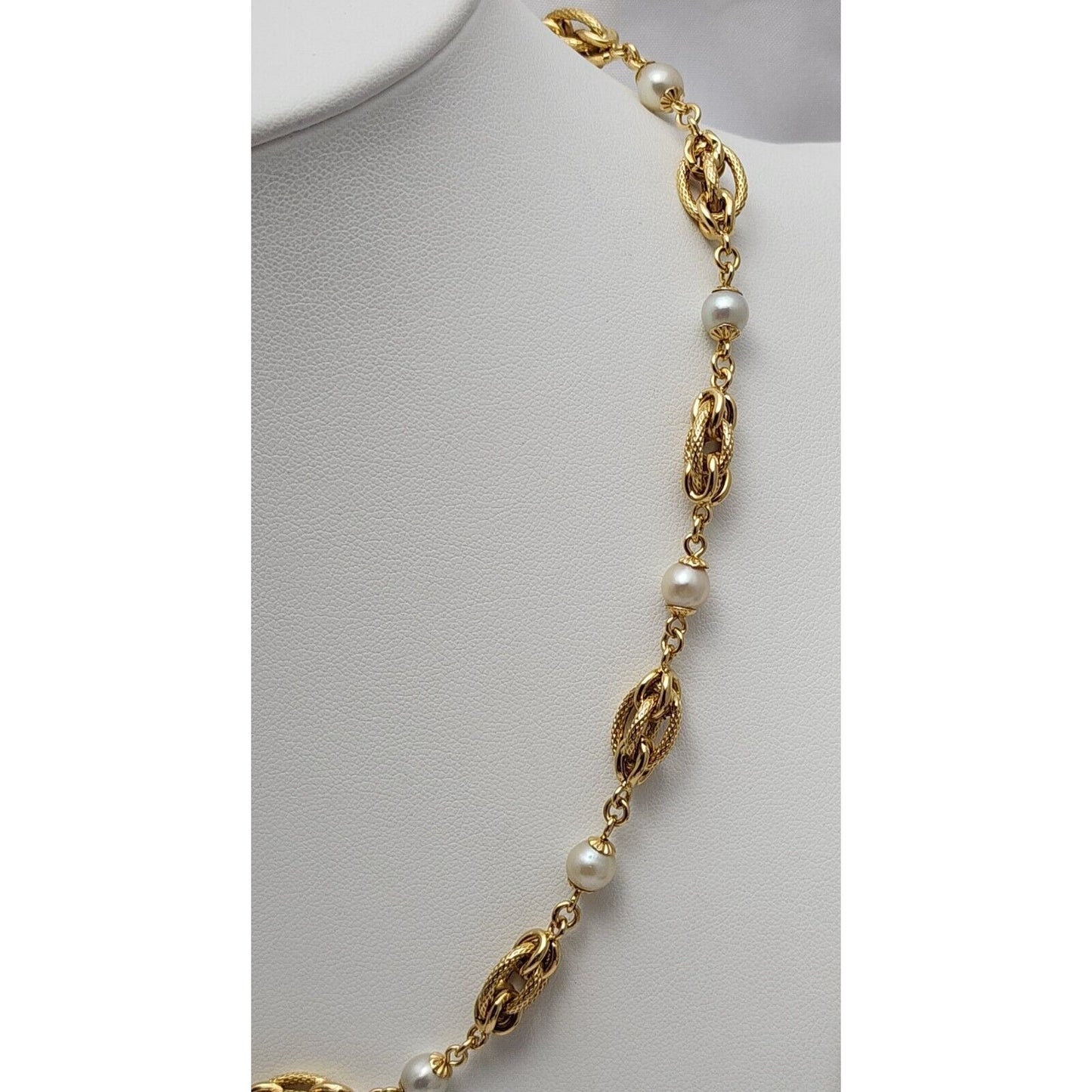 18K Yellow Gold Pearl Link Chain Necklace