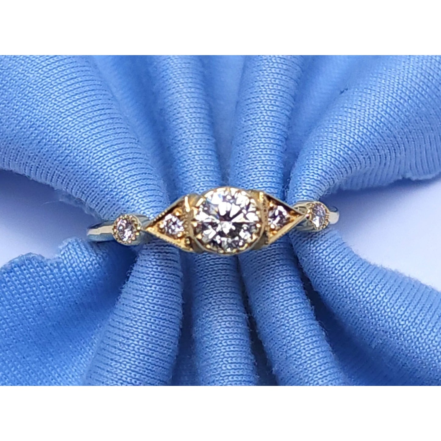14K Yellow Gold Round Diamond Ring