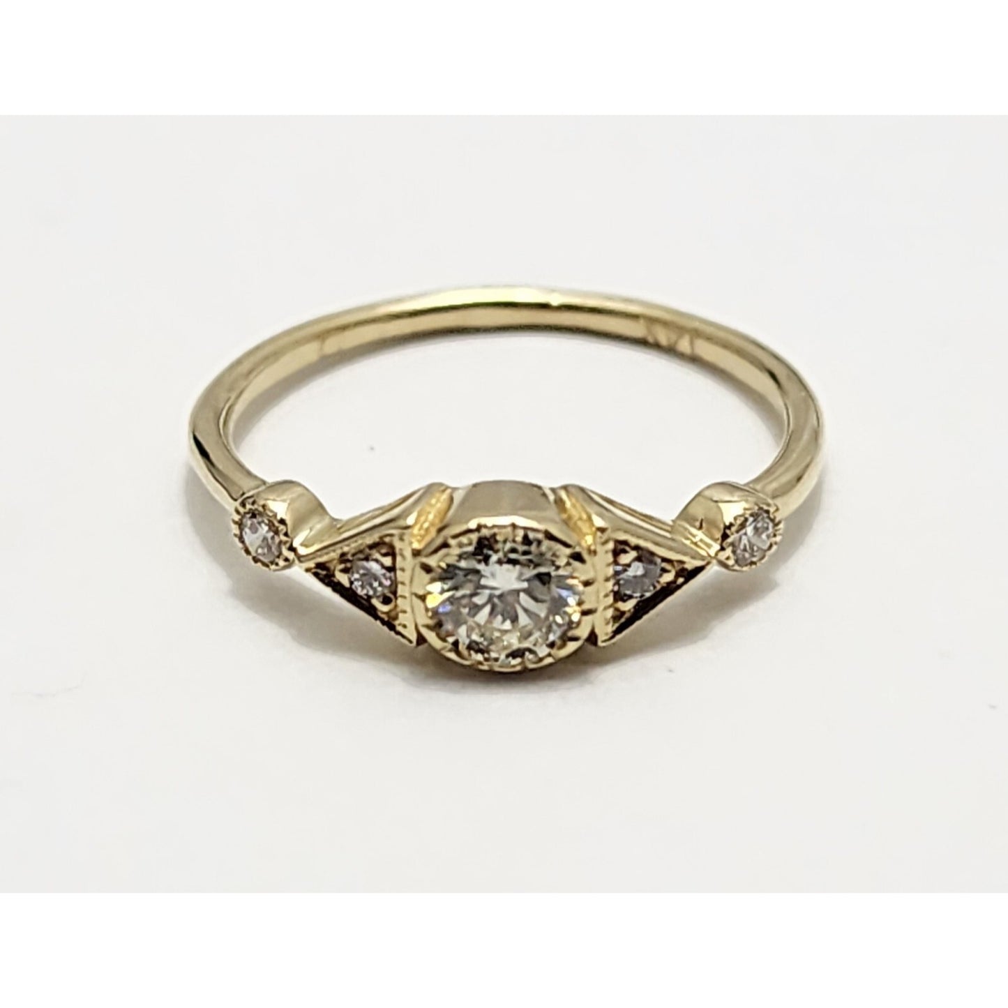 14K Yellow Gold Round Diamond Ring
