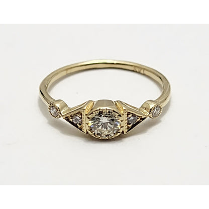14K Yellow Gold Round Diamond Ring