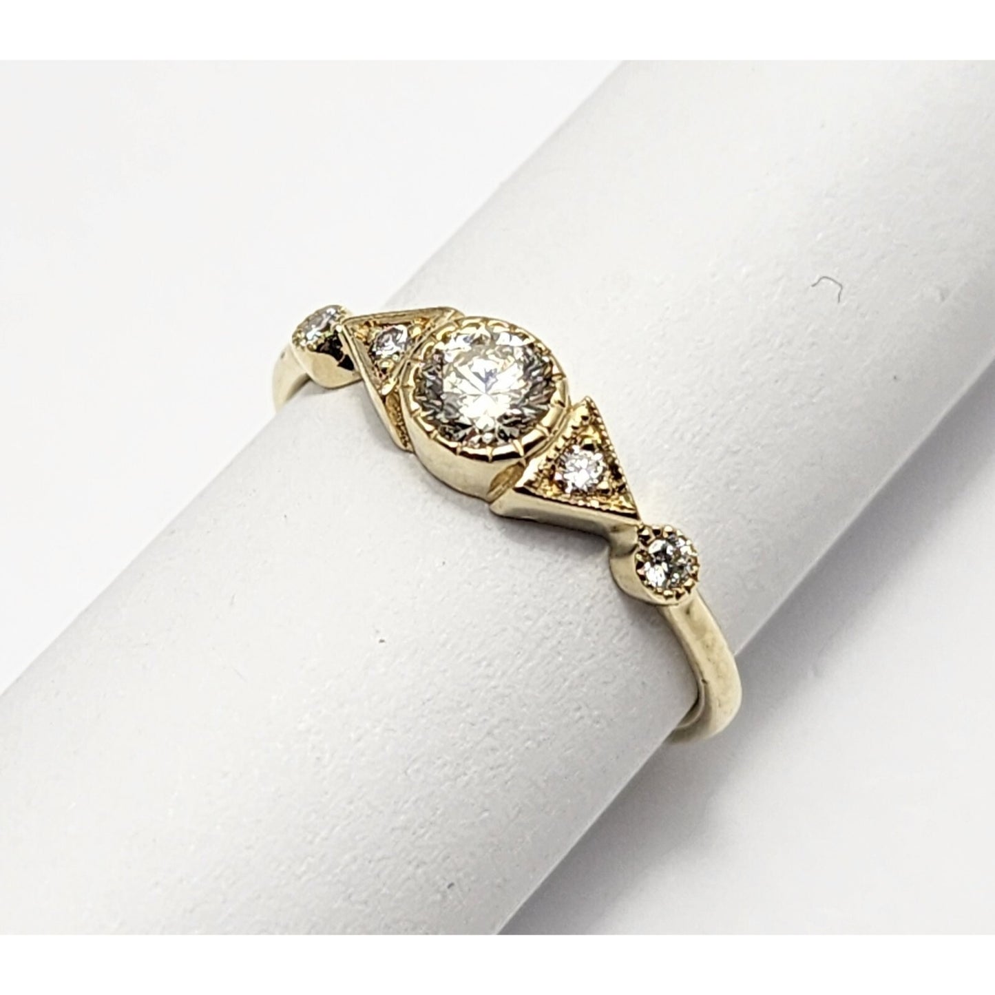 14K Yellow Gold Round Diamond Ring