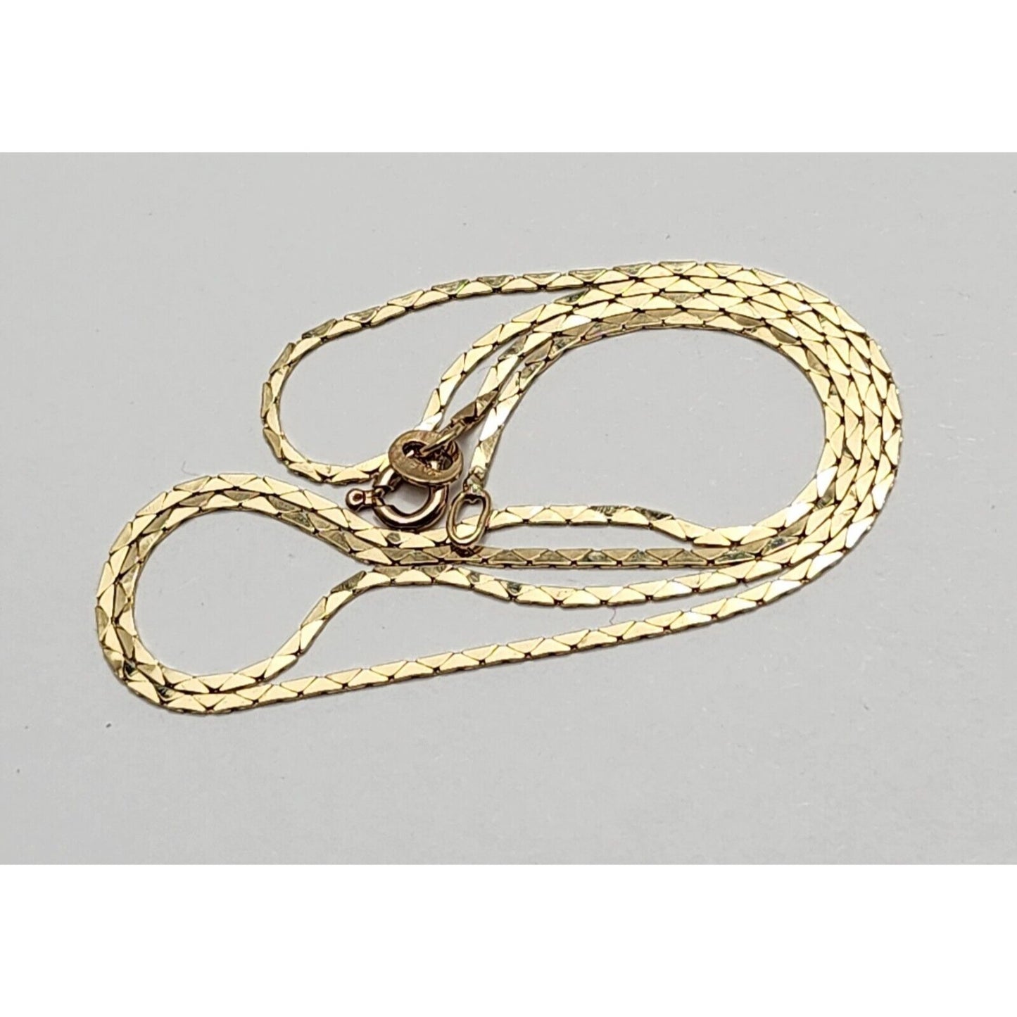 14K Yellow Gold Cobra Link Chain Necklace