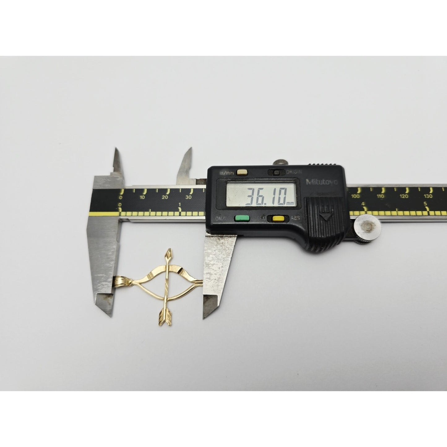 14K Yellow Gold Diamond Cut Bow & Arrow Charm Pendant