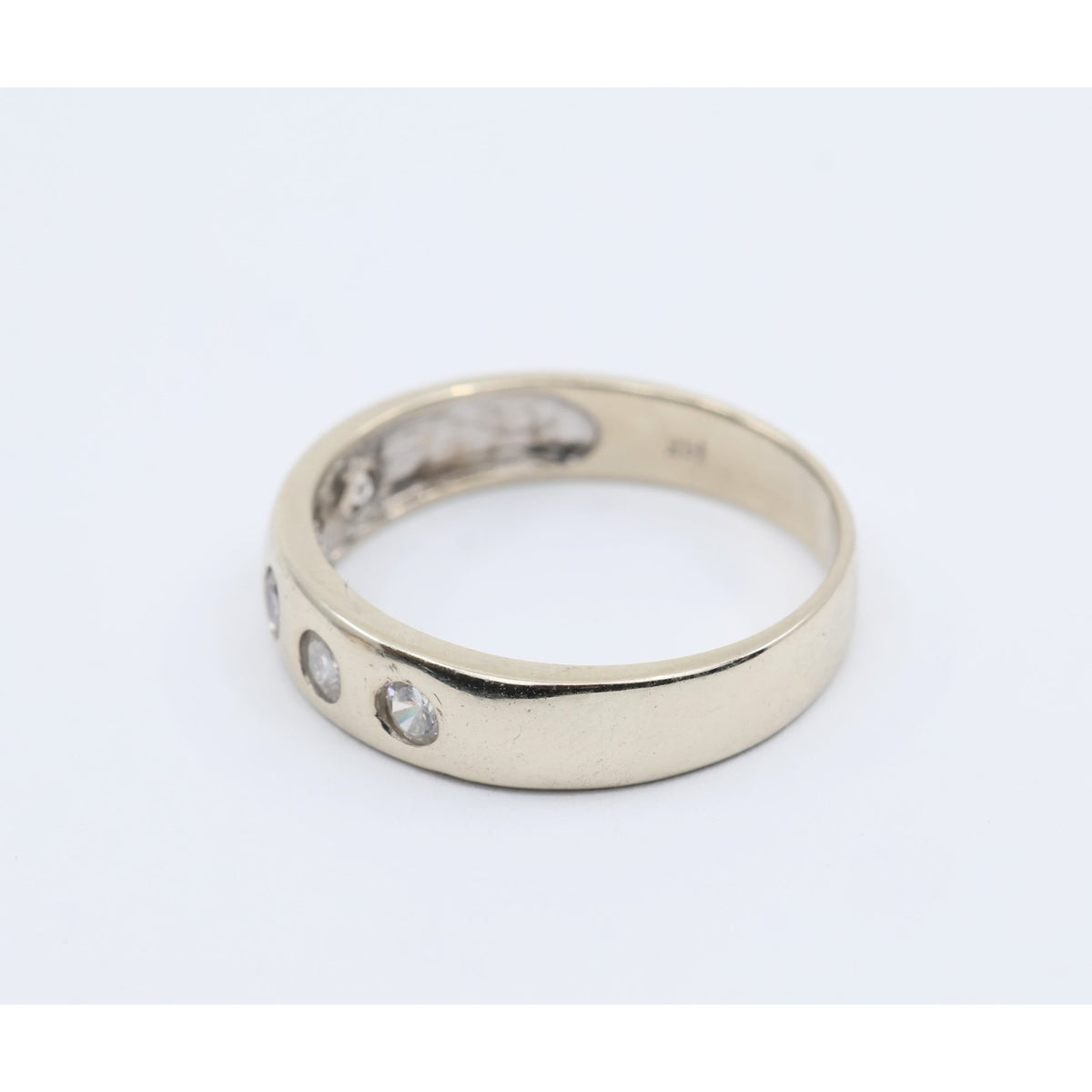 14K White Gold 5 Stone CZ Flush Set Wedding Band Ring