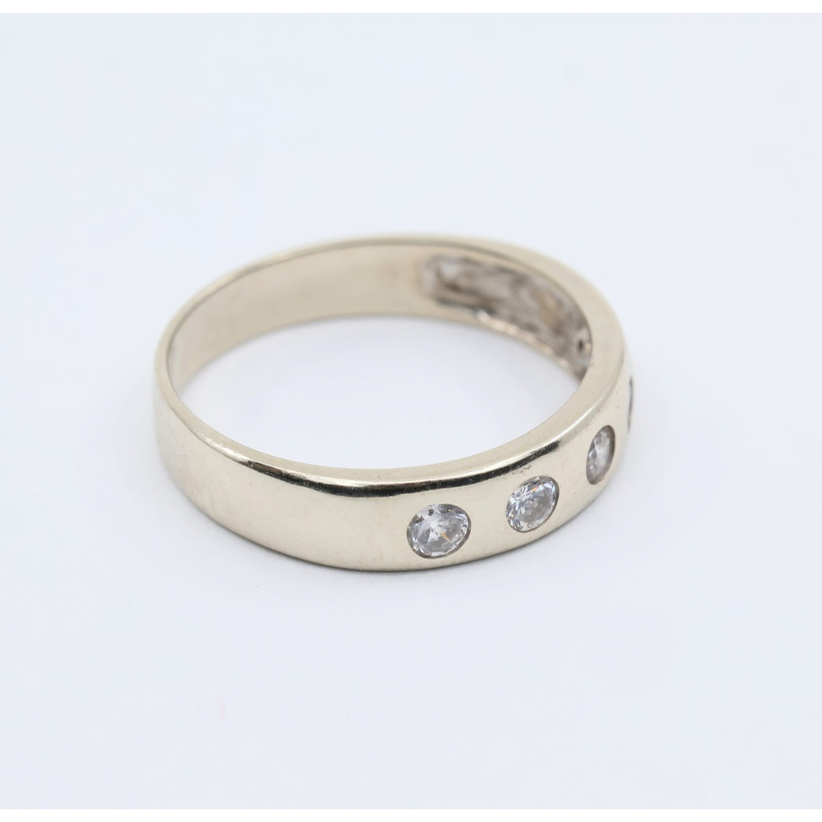14K White Gold 5 Stone CZ Flush Set Wedding Band Ring