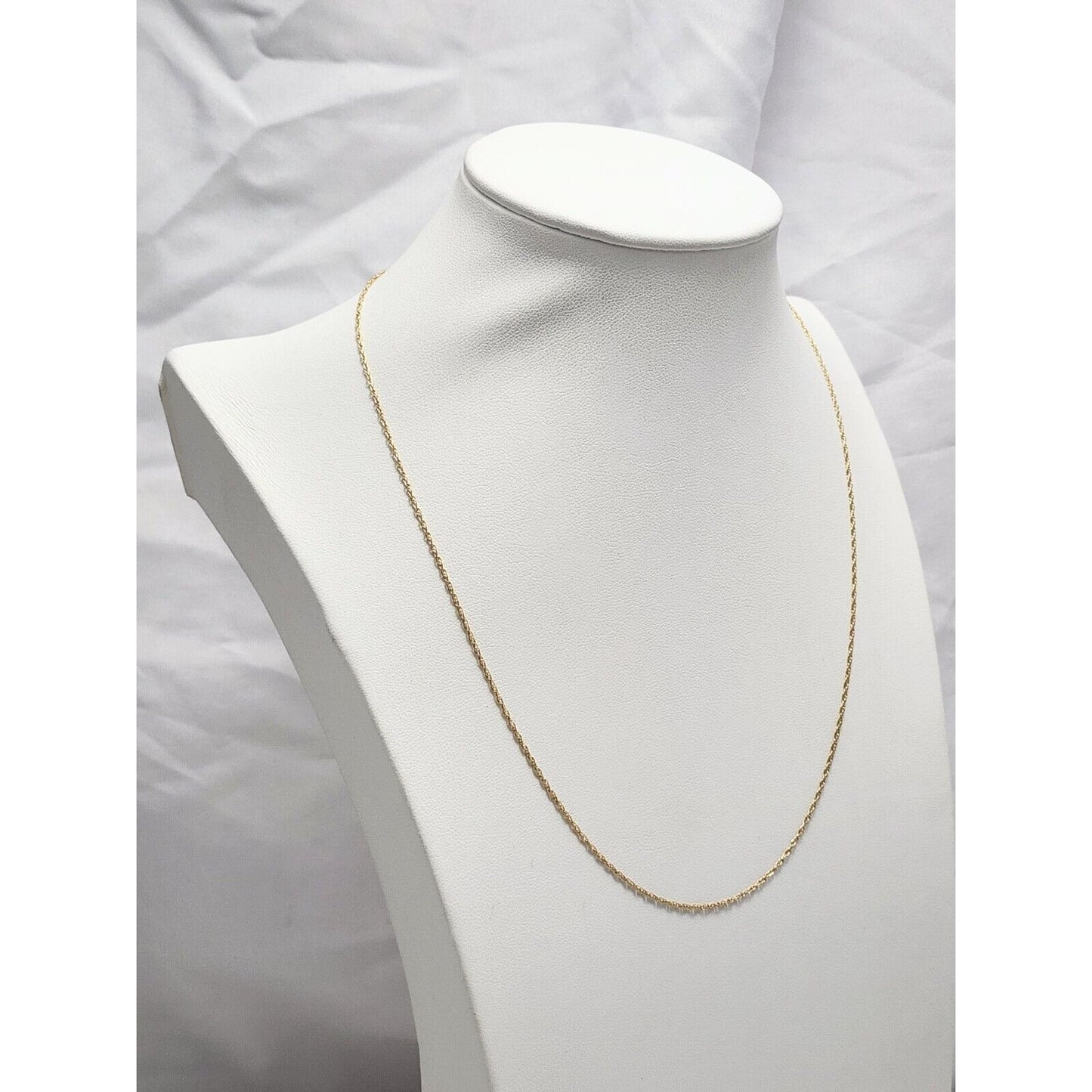 14K Yellow Gold Thin Spiral Rope Chain Necklace