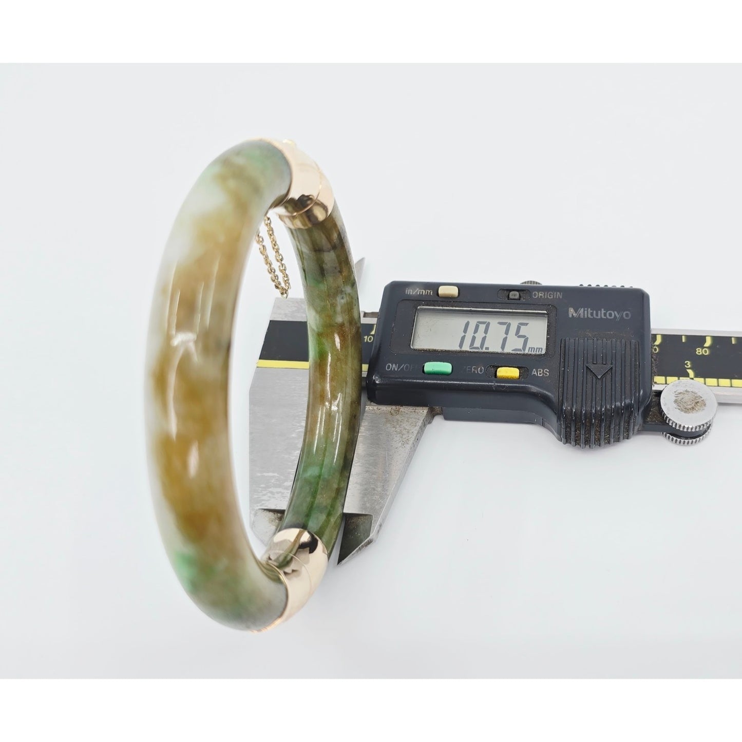 10K Yellow Gold Nephrite Jade Bangle Bracelet