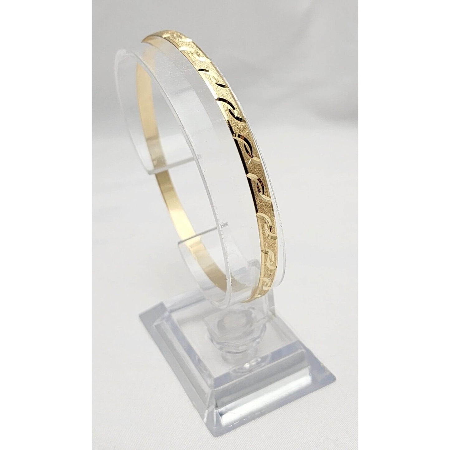 14K Yellow Gold Diamond Cut Dust Bangle Bracelet