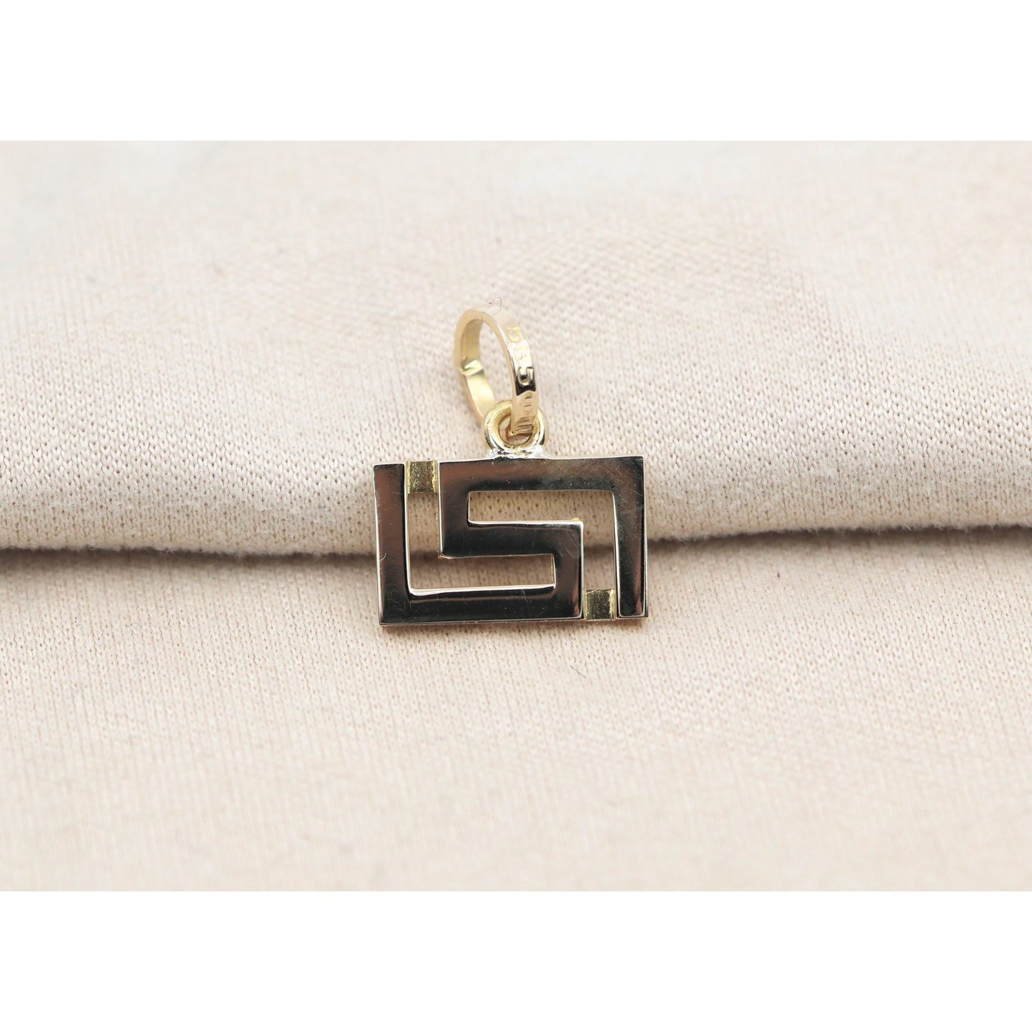 14K Yellow Gold Rectangular Versace Style Charm Pendant