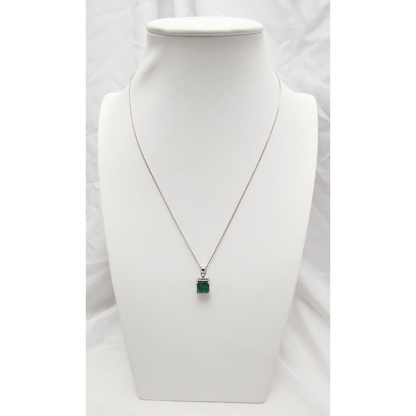 14K White Gold Emerald & Diamond Box Link Chain Necklace