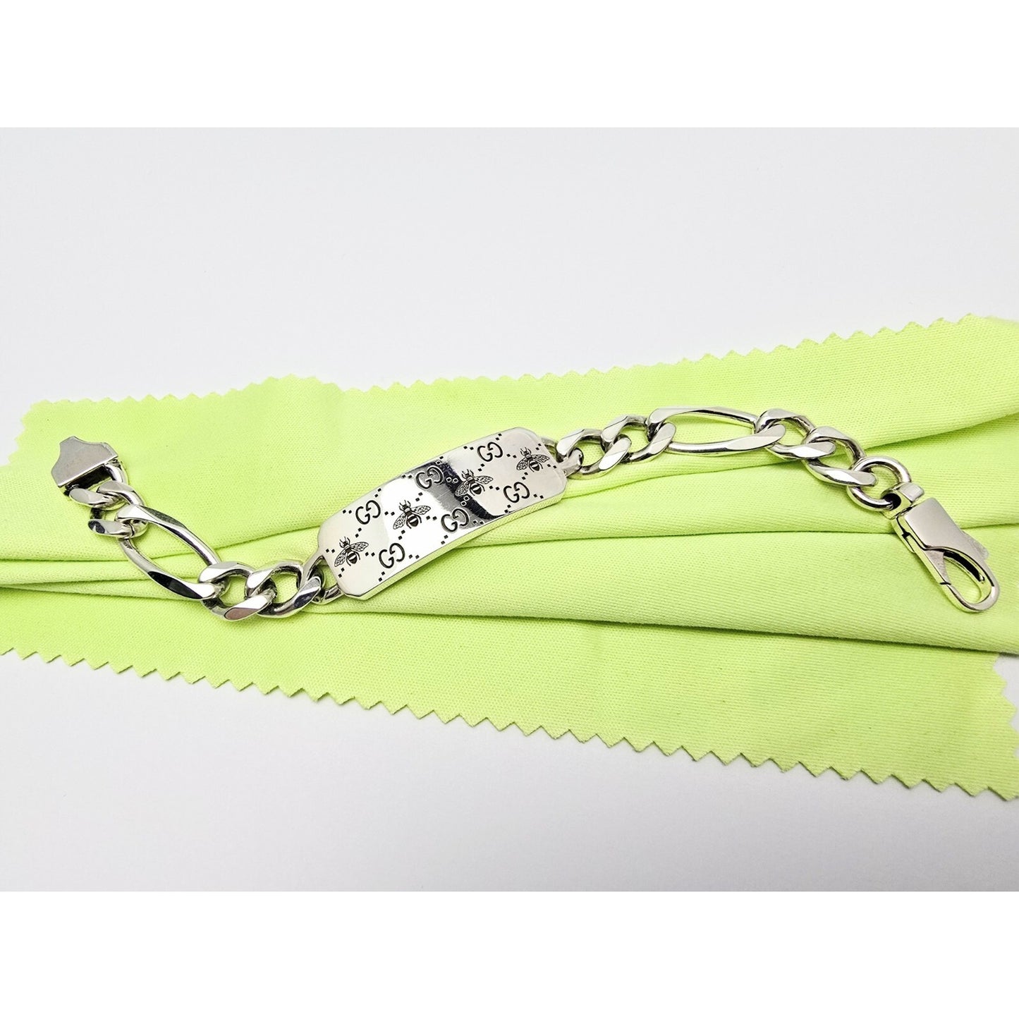 Gucci Sterling Silver 925 Signature Bee Motif and GG Link ID Bracelet