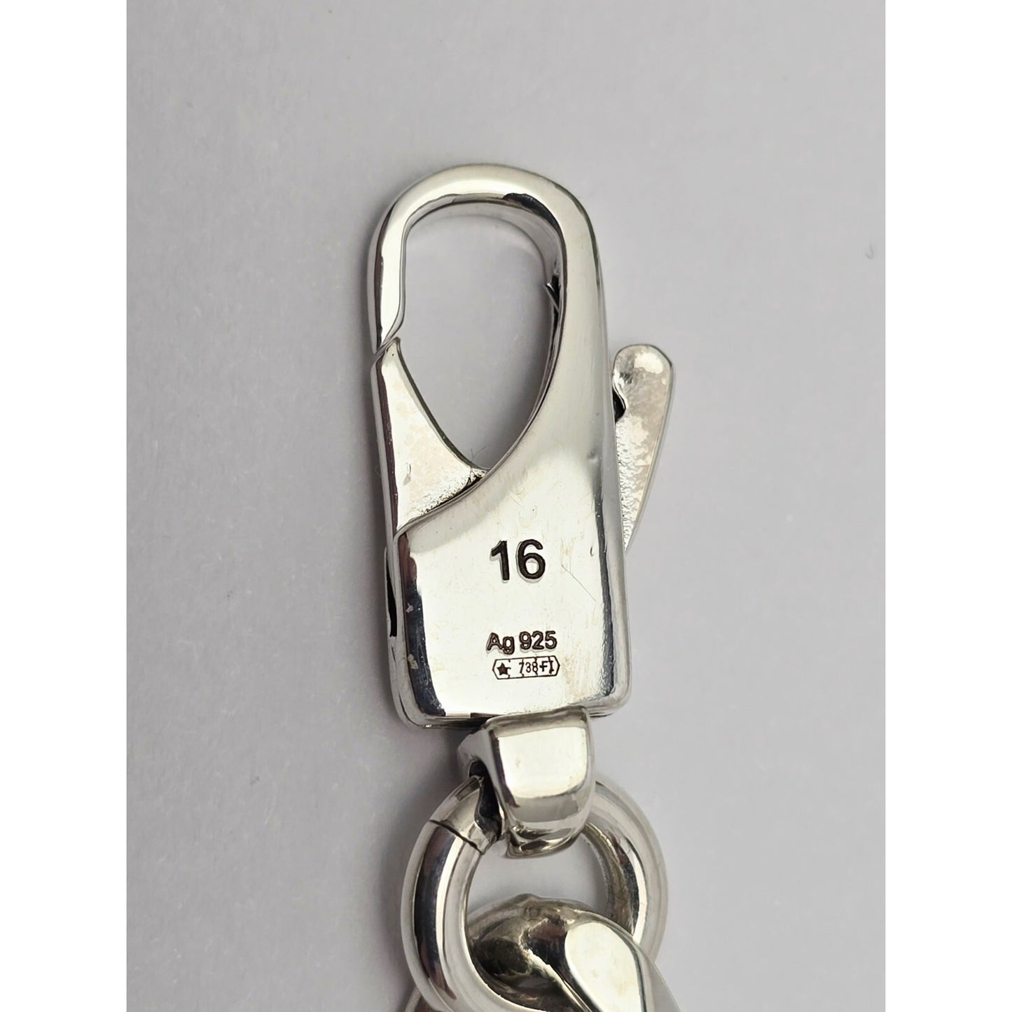 Gucci Sterling Silver 925 Signature Bee Motif and GG Link ID Bracelet