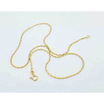 18K Yellow Gold Flat Triangle Cobra Link Chain Necklace