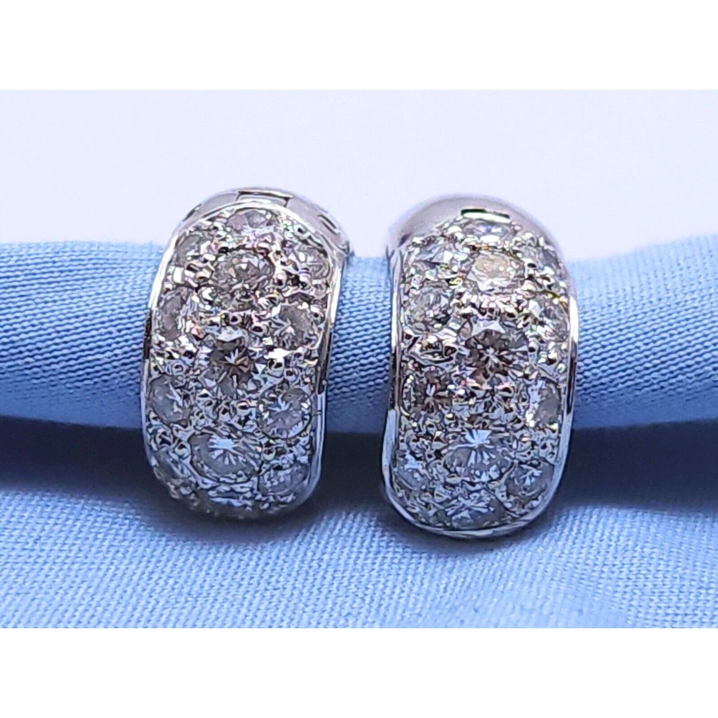 18K White Gold Diamond Hinged Huggie Hoop Earrings