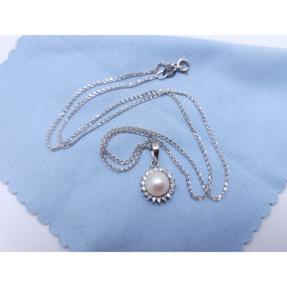 14K White Gold Pearl & Diamond Charm Pendant Link Chain Necklace