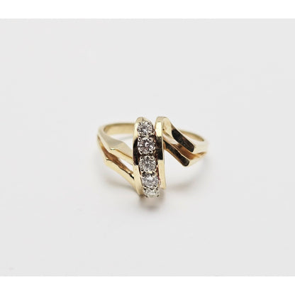14K Yellow Gold 5 Round Diamond Ring