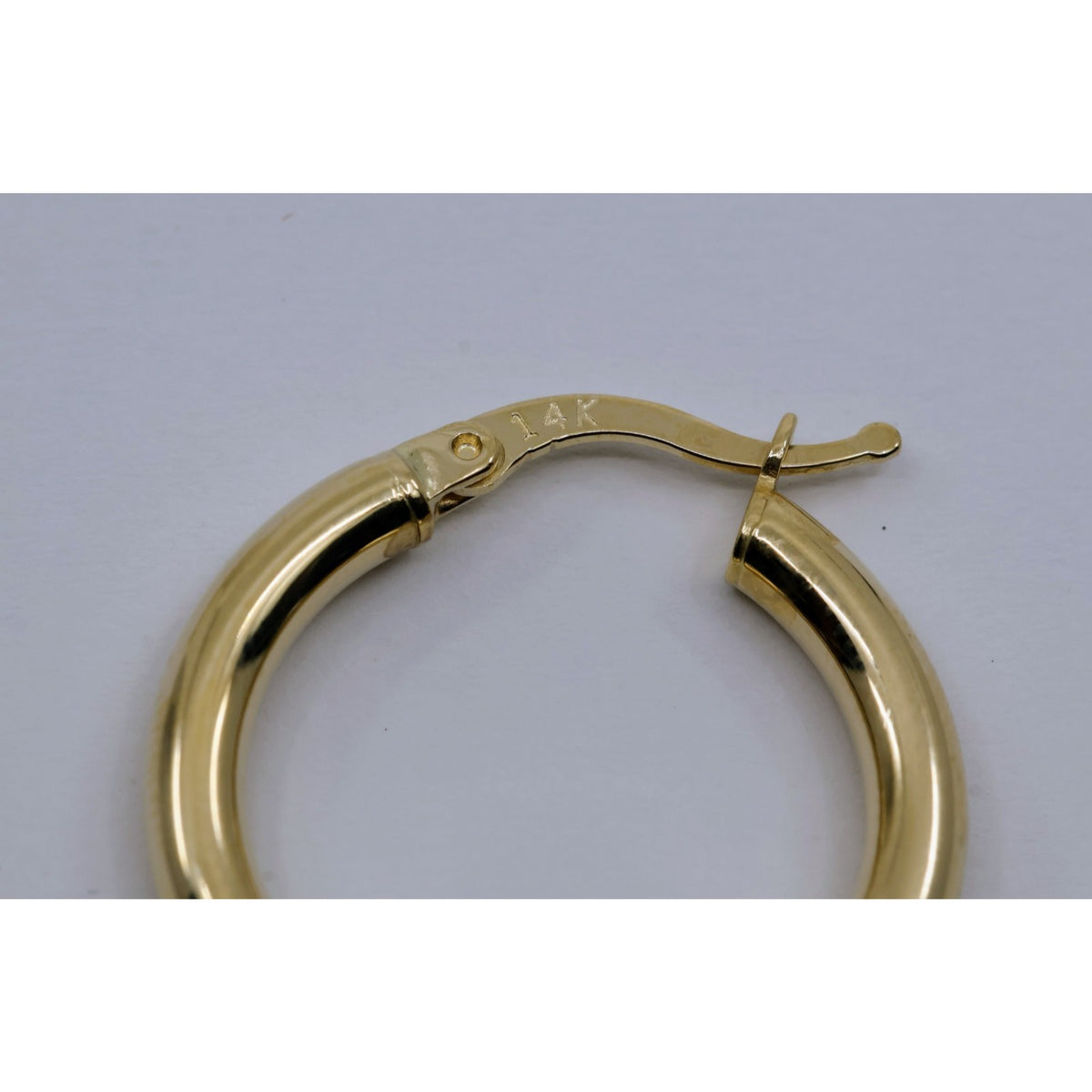 Medium 14K Yellow Gold Hinged Round Tube Hoop Earrings
