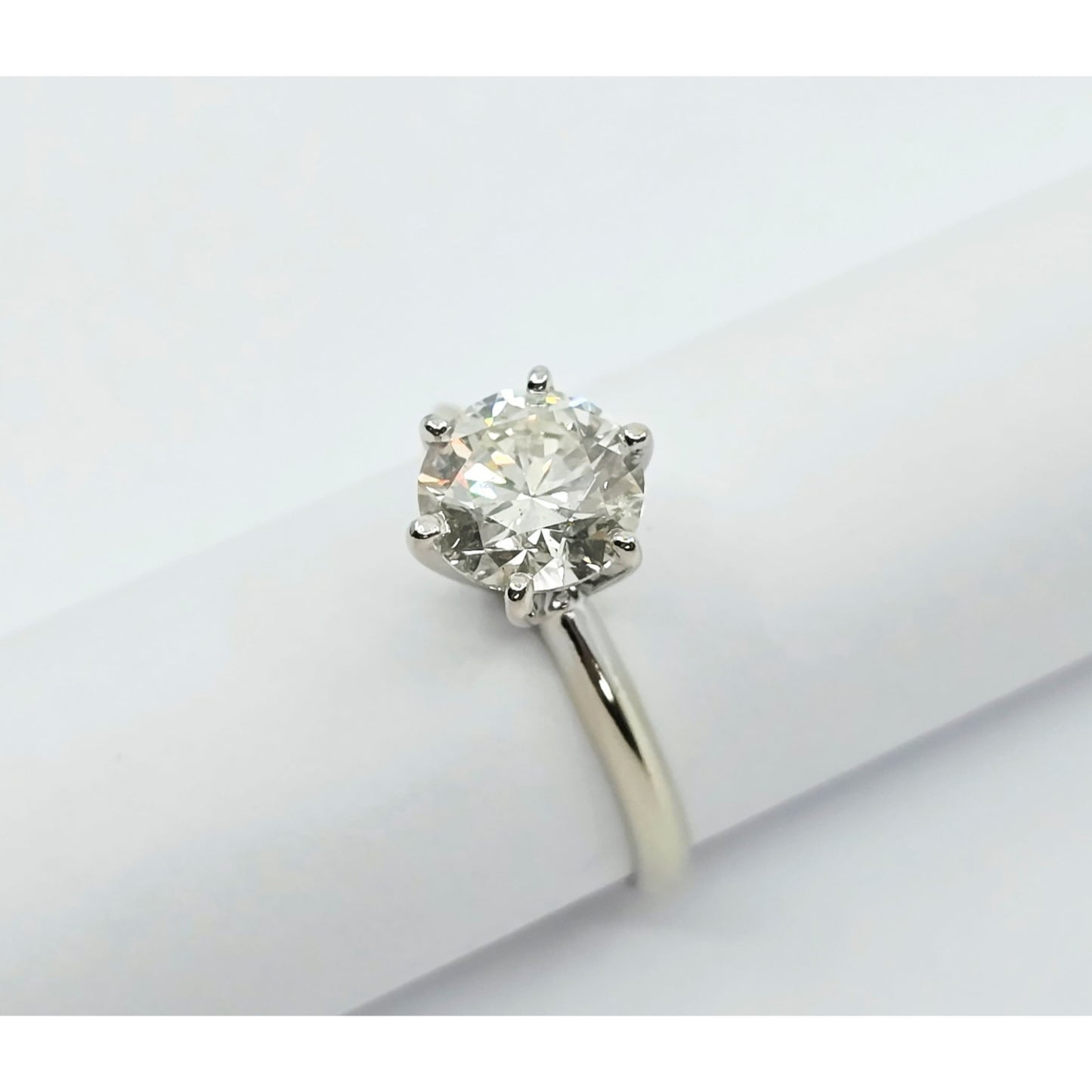 1.75ct Natural Round Cut Solitaire Diamond Engagement 14K White Gold Ring