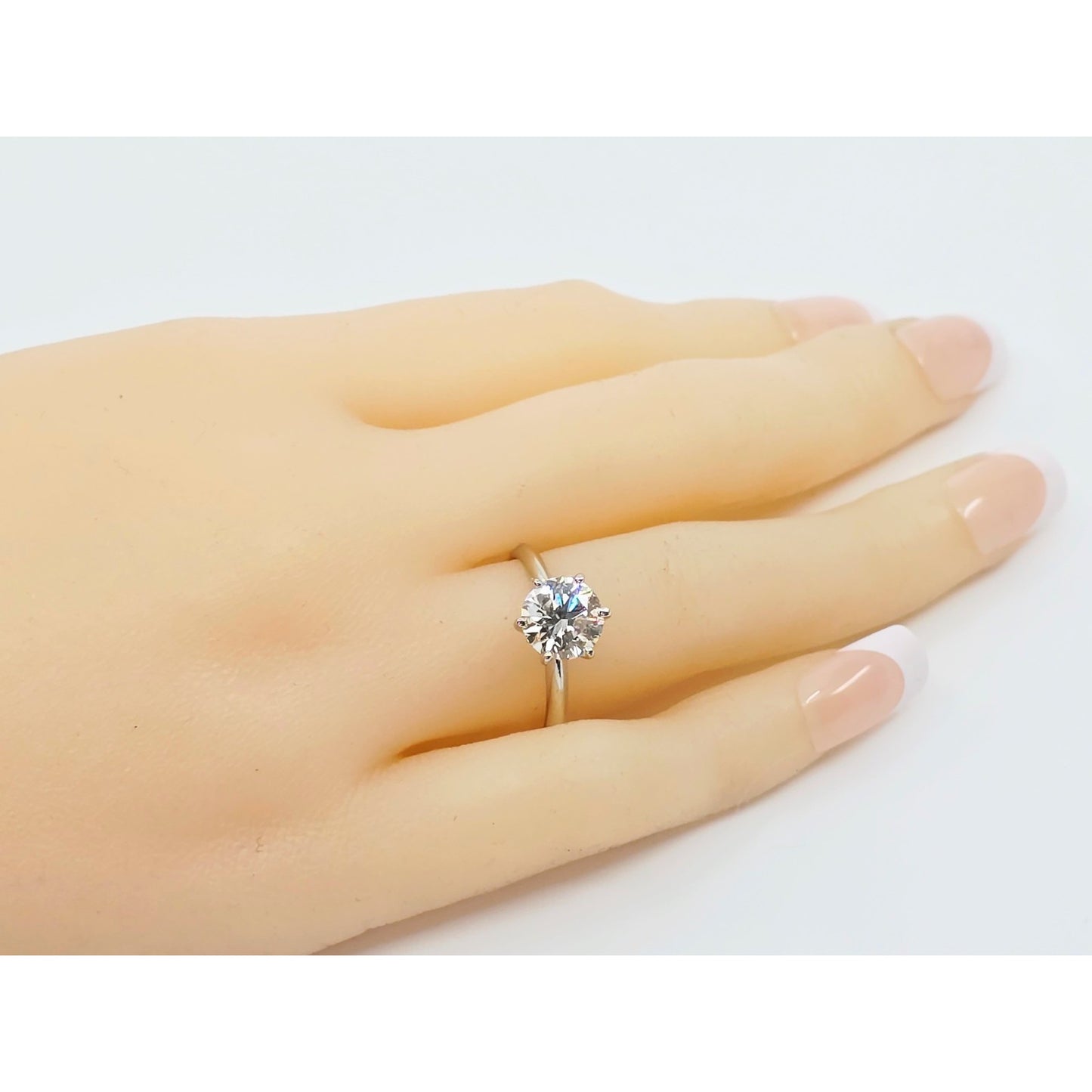 1.75ct Natural Round Cut Solitaire Diamond Engagement 14K White Gold Ring