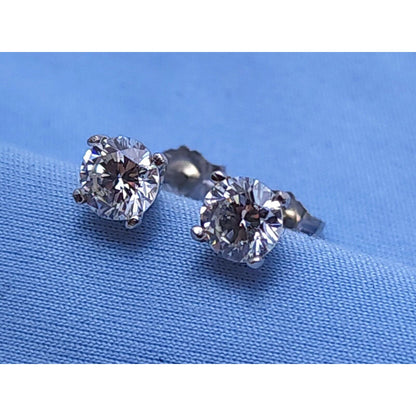 14K White Gold Round Cut Diamond Stud Earrings