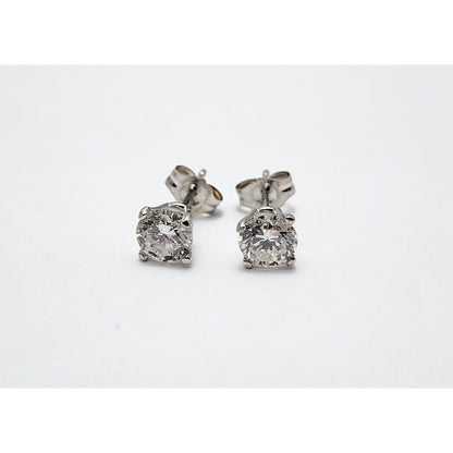 14K White Gold Round Cut Diamond Stud Earrings