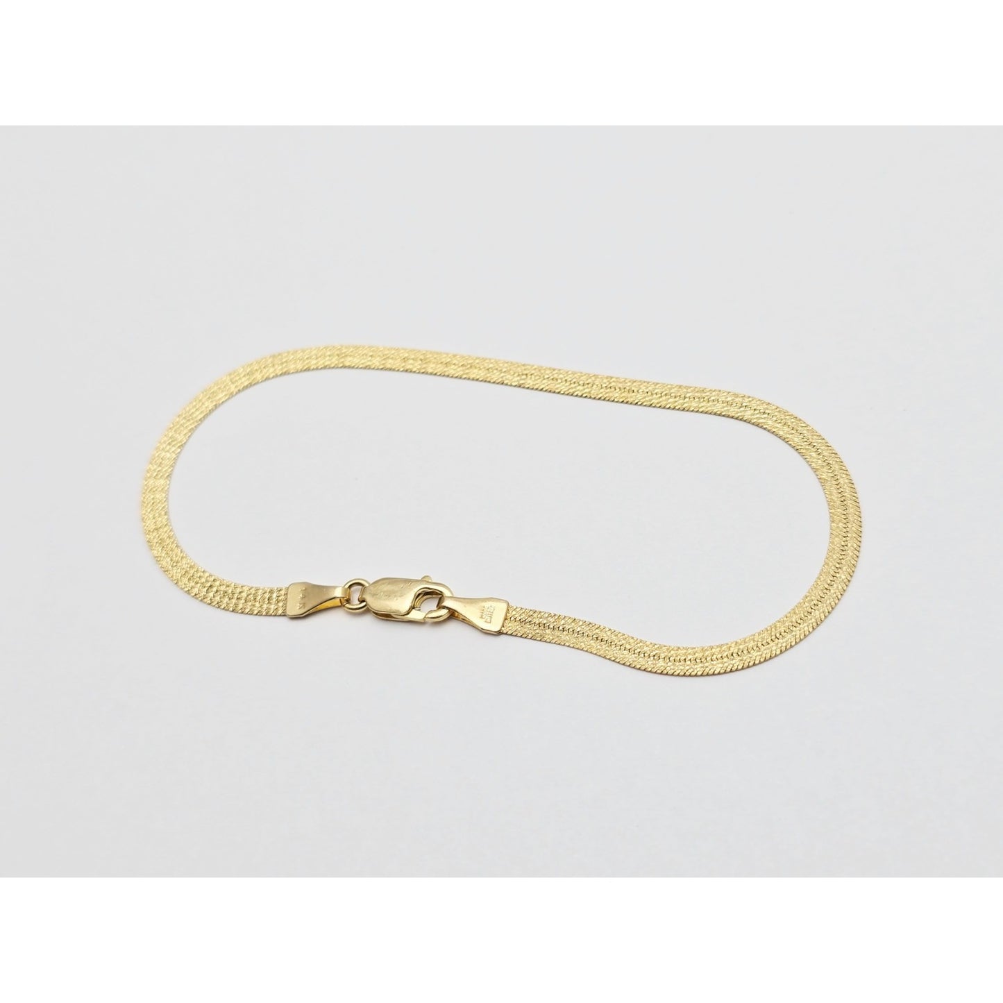 14K Yellow Gold Flat Mesh Herringbone Style Bracelet