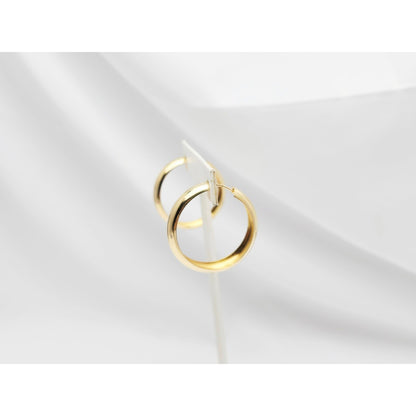 18K Yellow Gold Polished Rounded Hoop Earrings