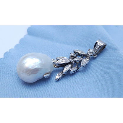 18K Solid White Gold Pearl & Diamond Drop Dangle Charm Pendant