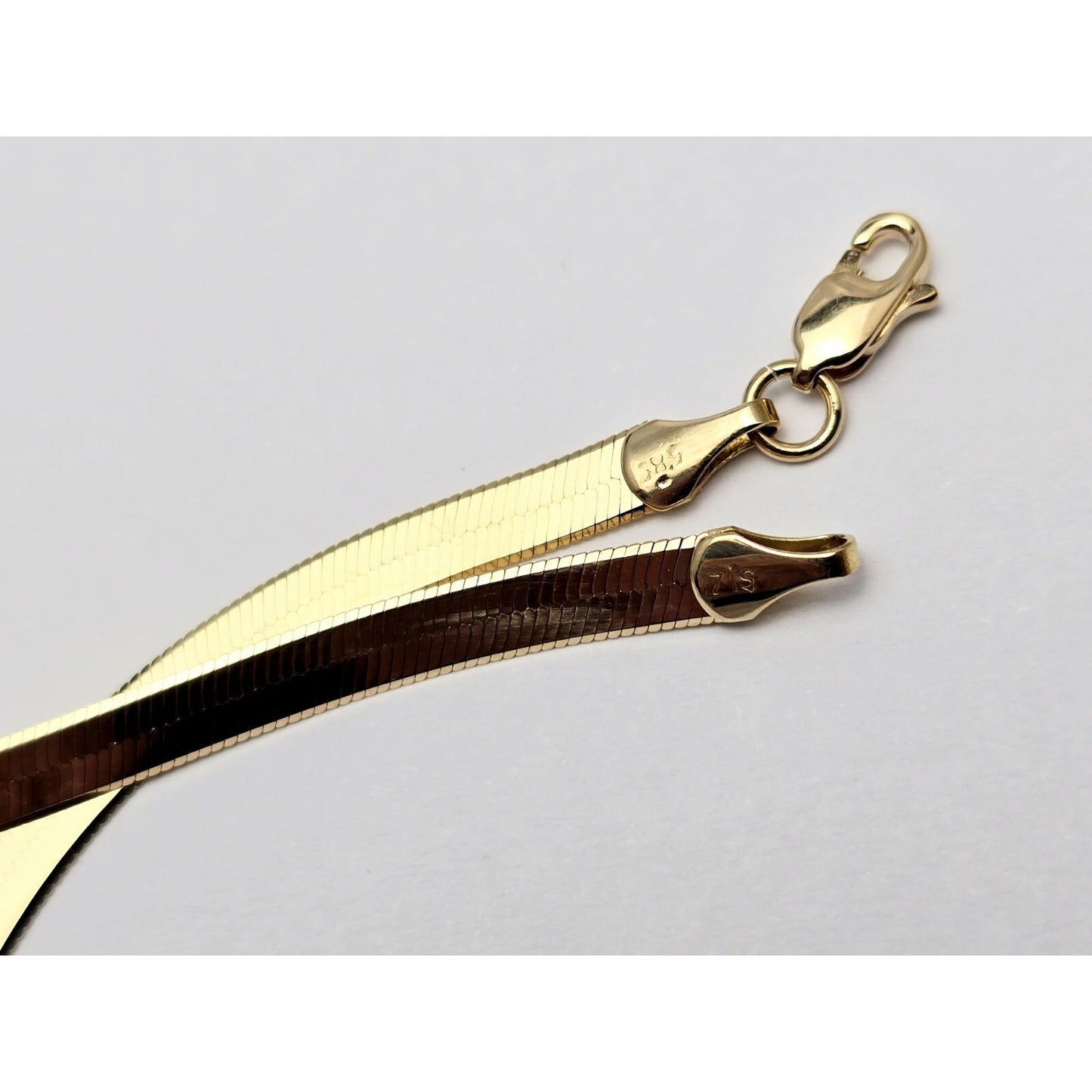 14K Yellow Gold Herringbone Chain Necklace