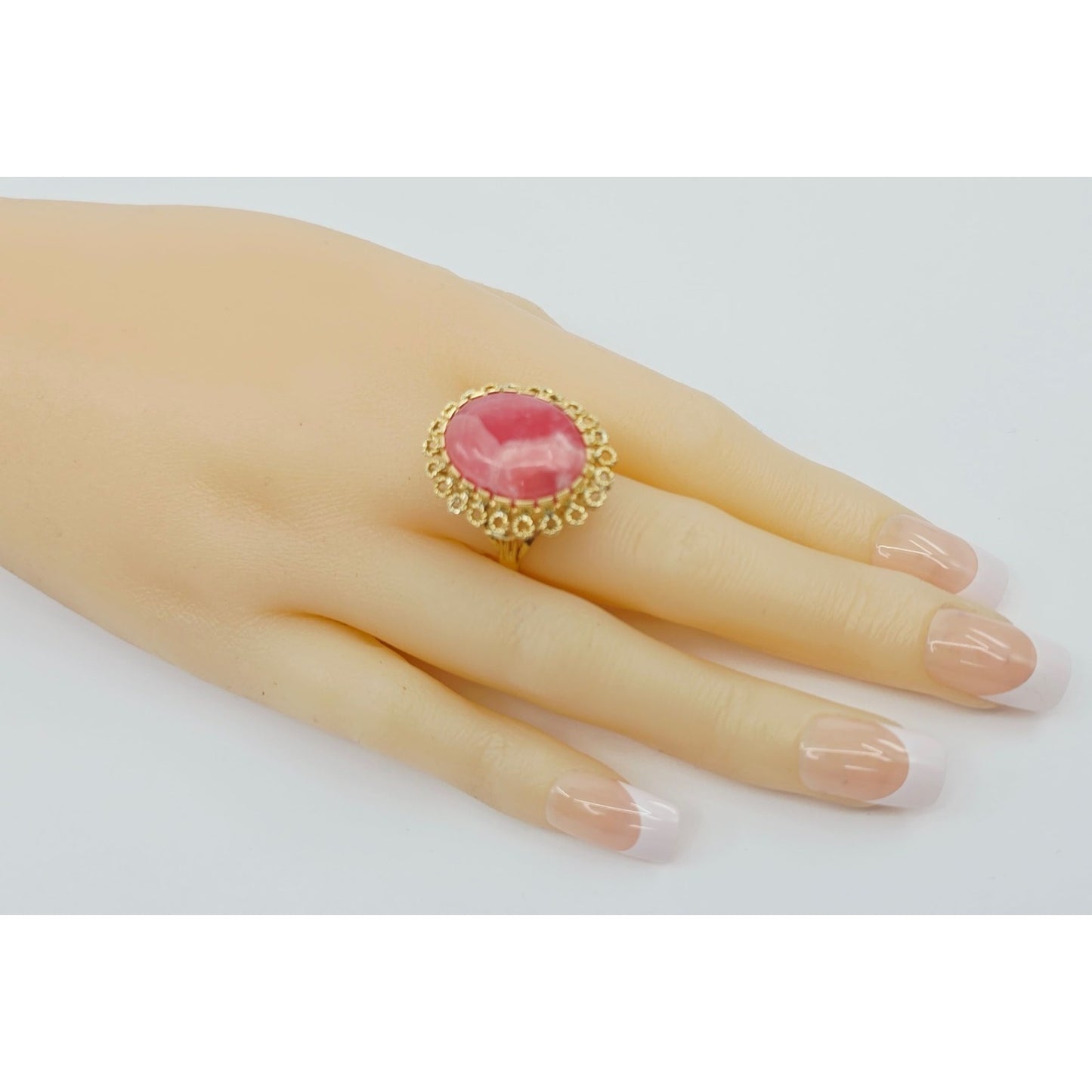 18K Yellow Gold Cabochon Rhodochrosite Ring