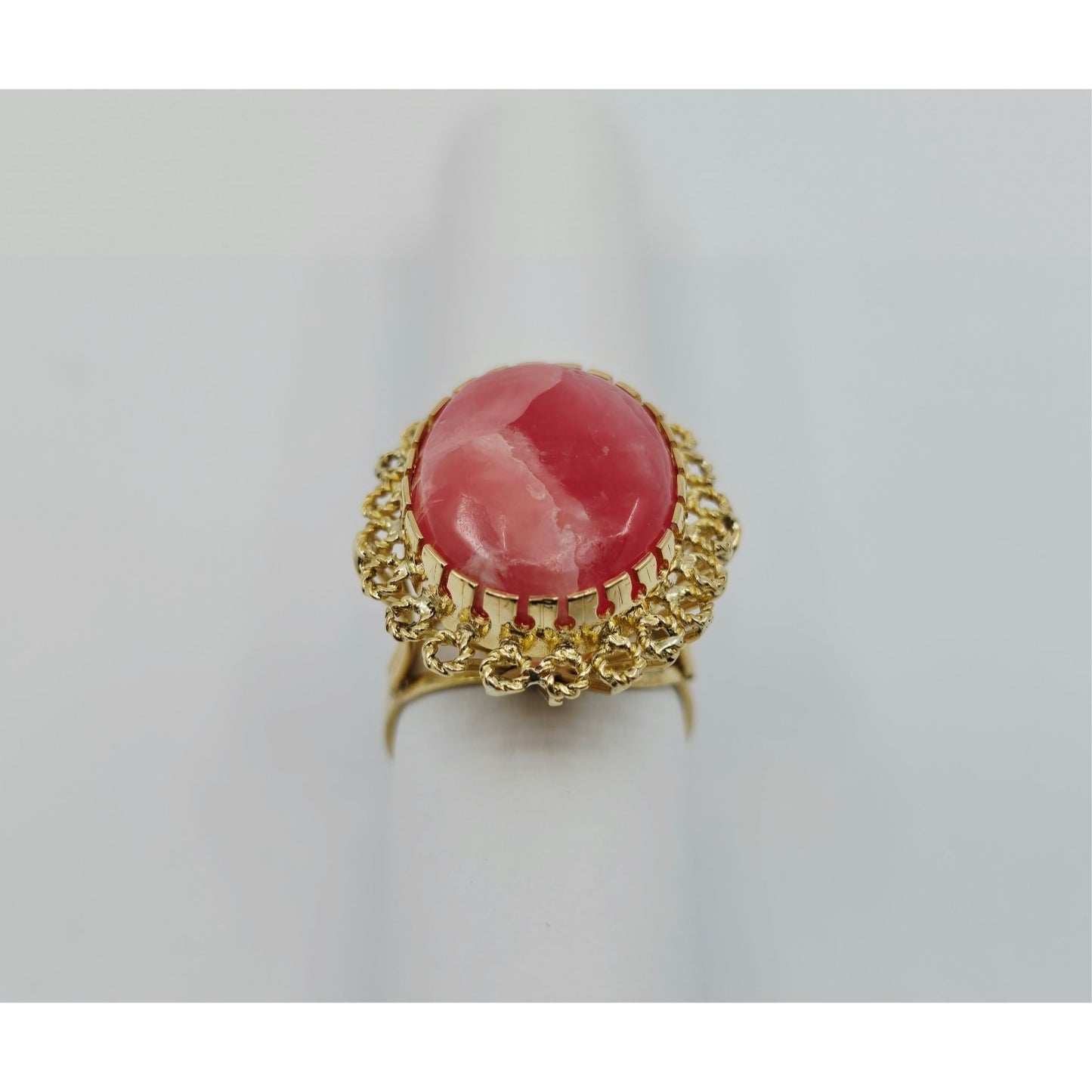 18K Yellow Gold Cabochon Rhodochrosite Ring