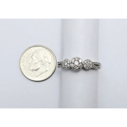 10K White Gold Round Cut Diamond Ring