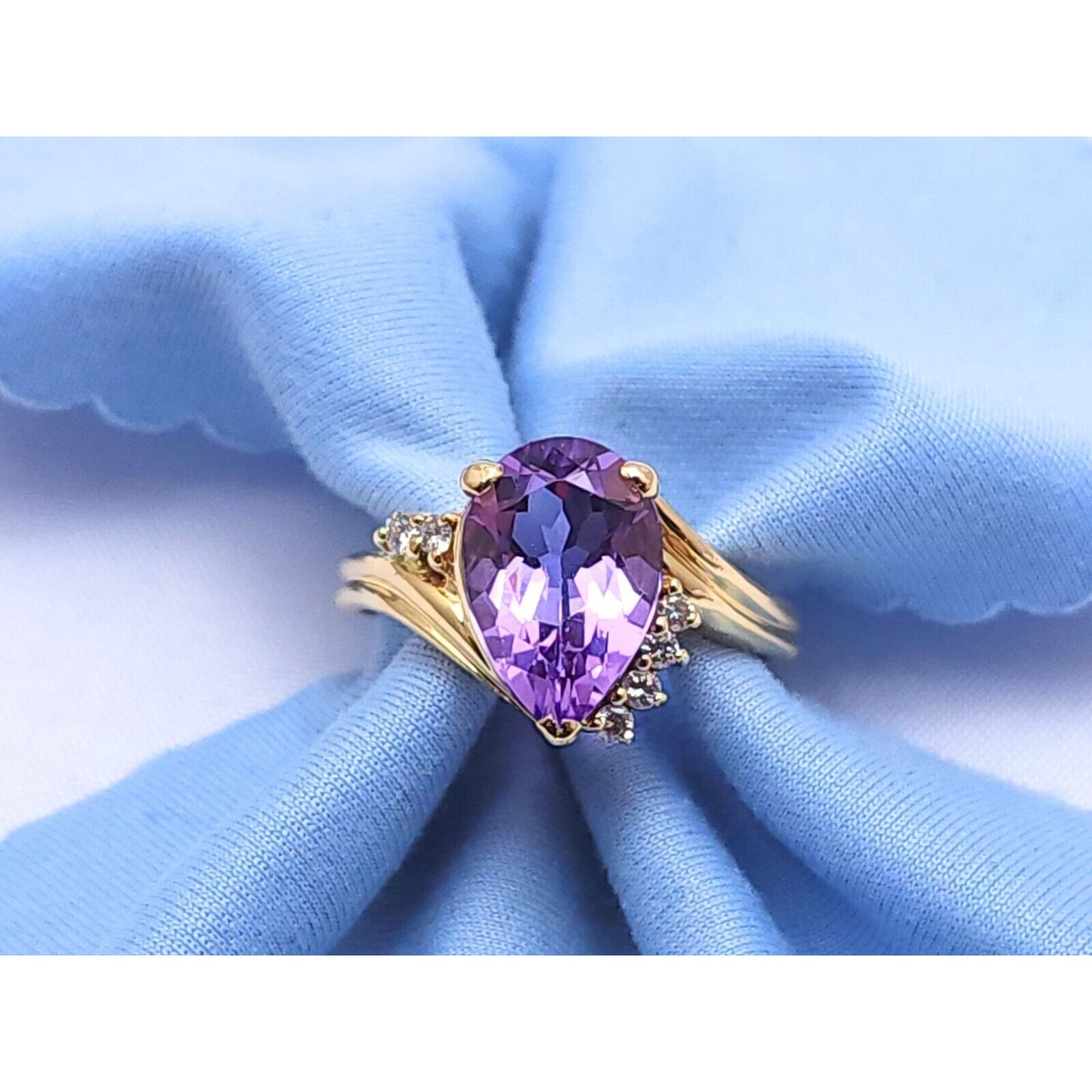 14K Yellow Gold Teardrop Pear Amethyst & Diamond Ring