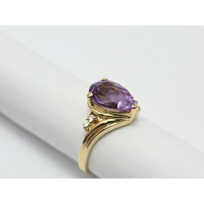 14K Yellow Gold Teardrop Pear Amethyst & Diamond Ring