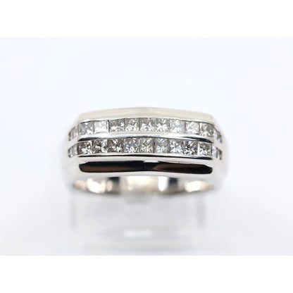 14K White Gold Princess Cut Invisible Setting Diamond Ring