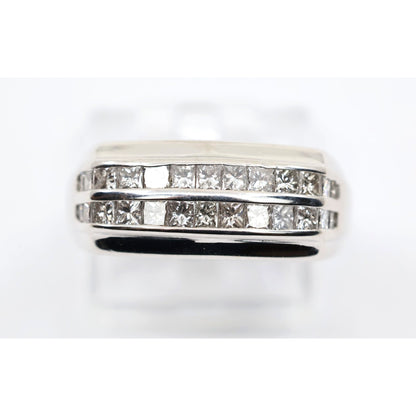 14K White Gold Princess Cut Invisible Setting Diamond Ring
