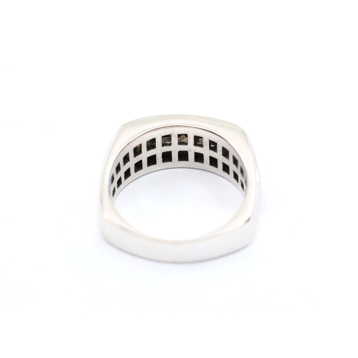14K White Gold Princess Cut Invisible Setting Diamond Ring