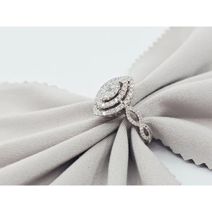 18K White Gold Diamond Engagement Marquise Shaped Ring