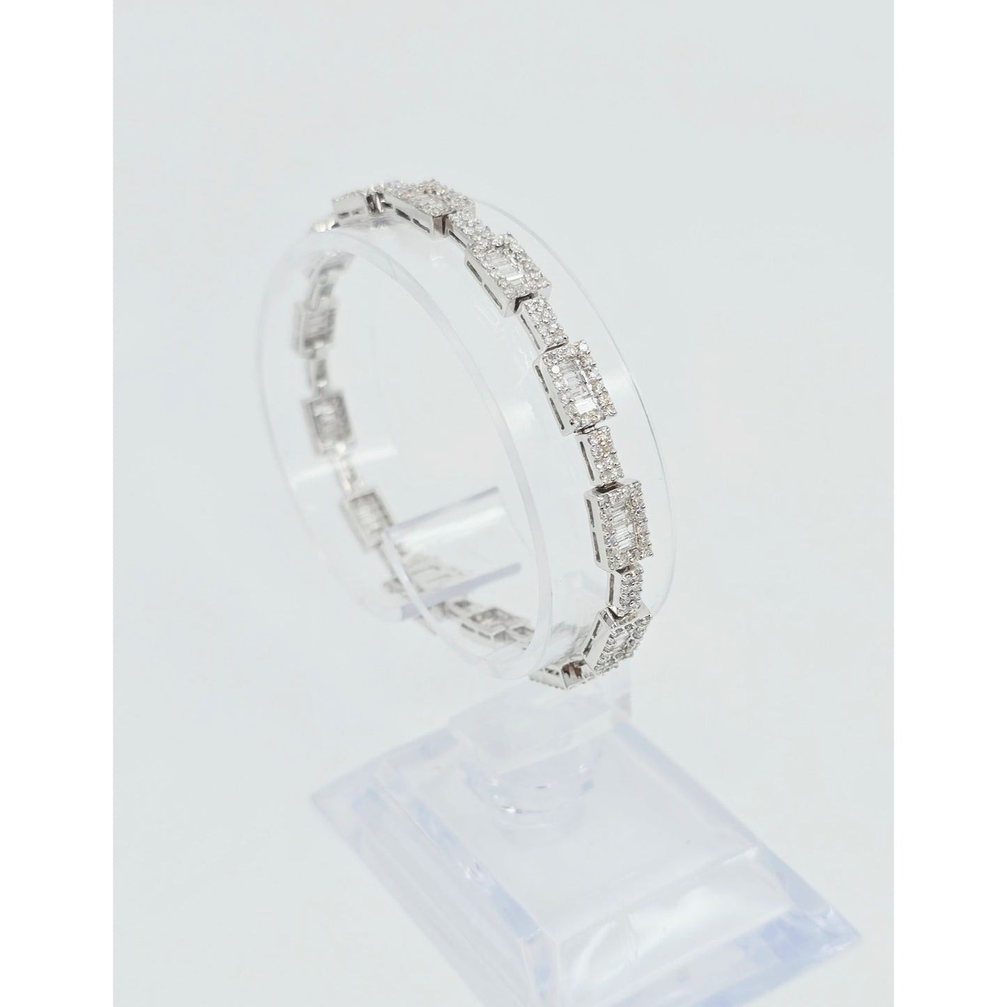 18K White Gold Diamond Tennis Link Bracelet