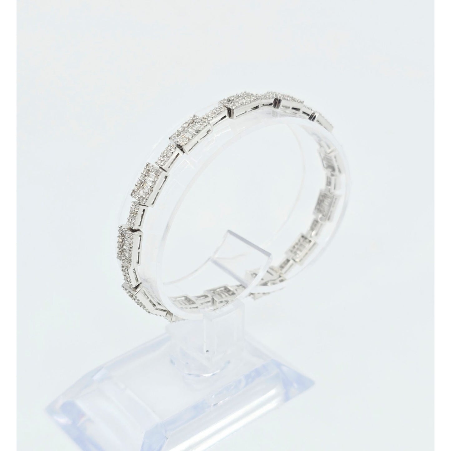 18K White Gold Diamond Tennis Link Bracelet